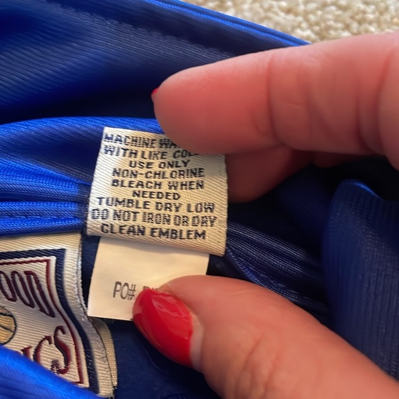 CLEVELAND CAVALIERS Blue Jacket Varsity Style - Picture 11 of 11